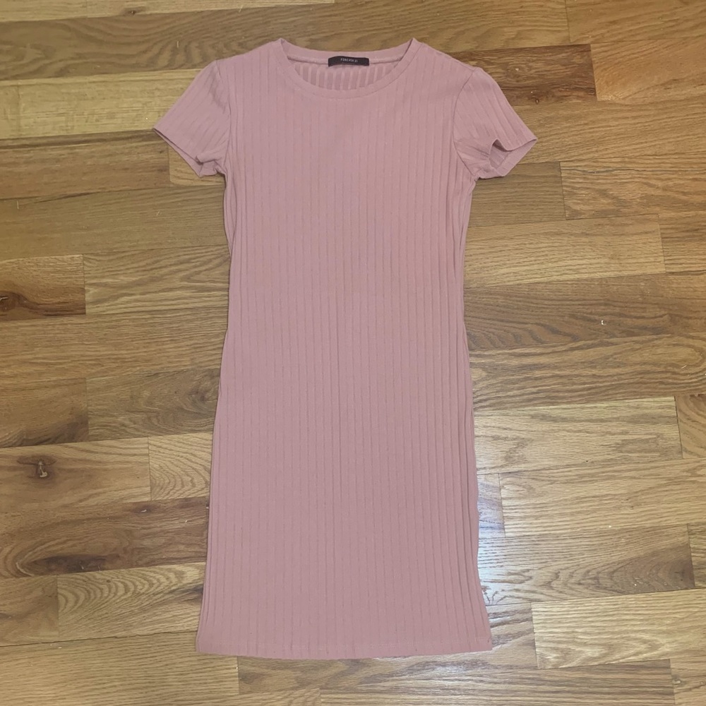 Pink bodycon dress from Forever 21